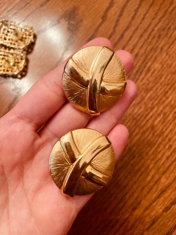 Gold stud earring set! - image 6