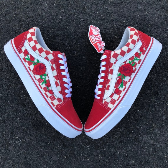 vans red rose