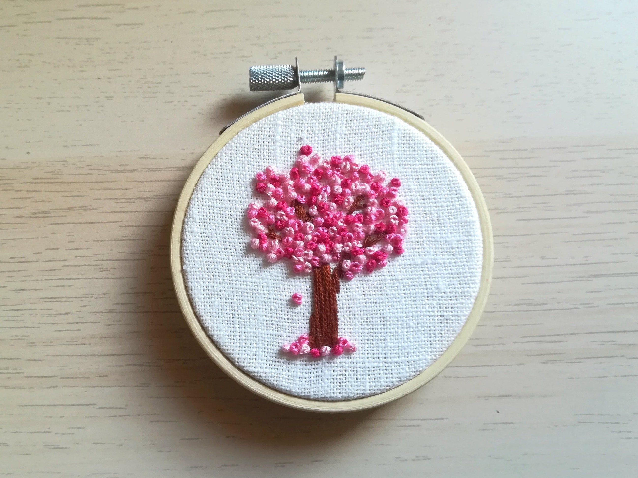 Broderie à La Main - Cerisier en Fleur