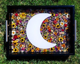 Real floral handled tray - floral embedded - dried flowers - nature - decorative accent - moon phase - crescent - wildflower