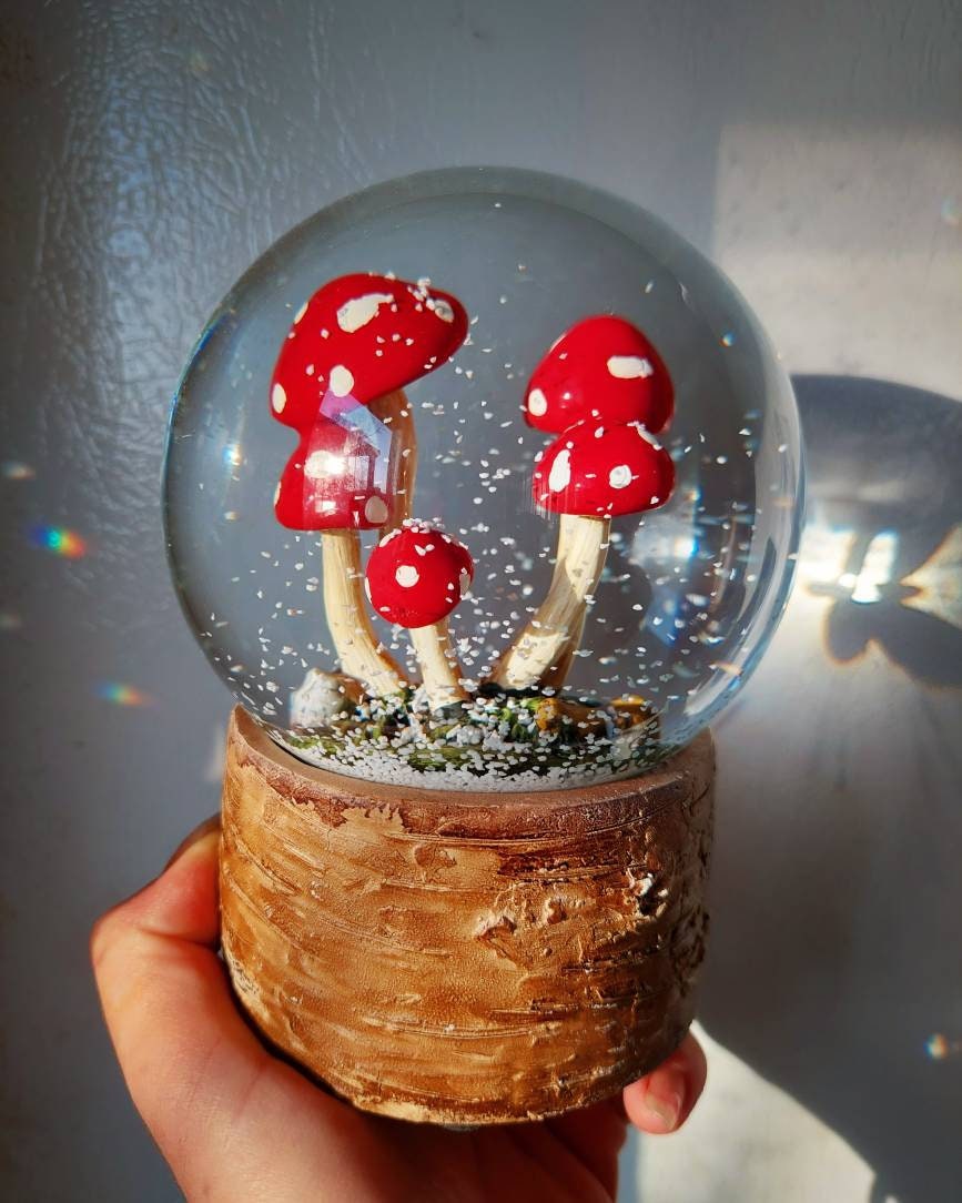 人気商品ランキング Glass Mushroom Snow Globe - Merchandise - Etsy ライト・ランタン