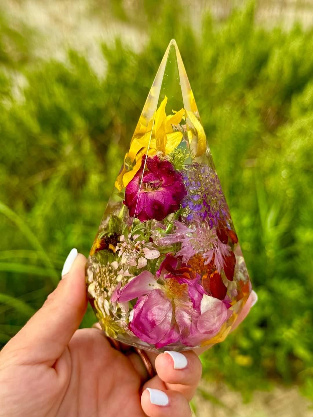 Wildflower prism - 3D - dried flowers - jewelry display - decor - nature - woodland - witchy - boho - hippie - alter decor