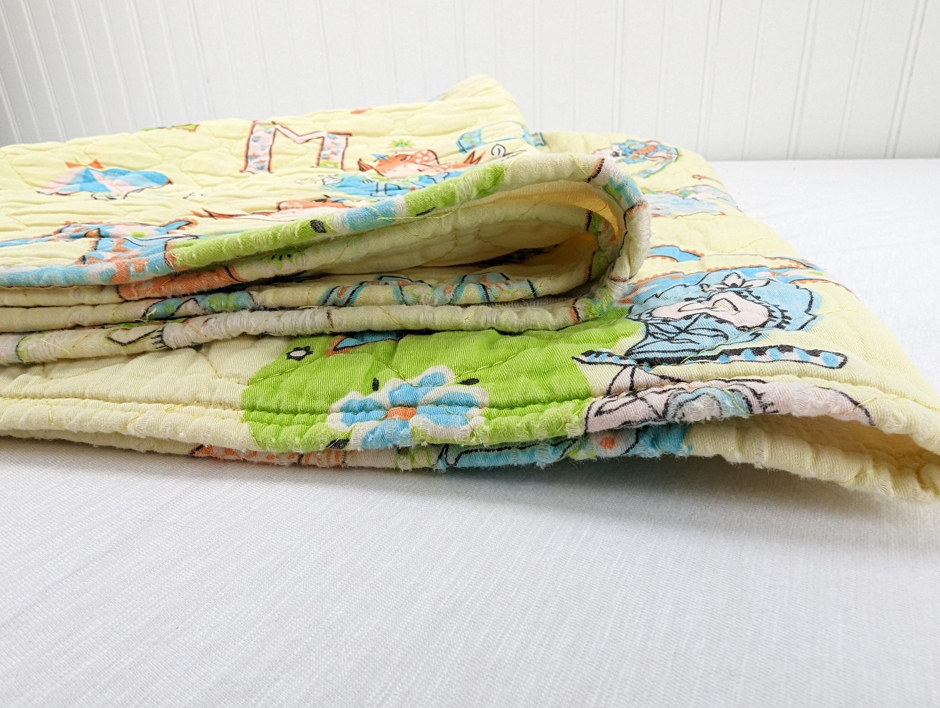 Vintage Baby Blanket Yellow Alphabet Theme Retro Kitsch Nursery 39  display picture 1