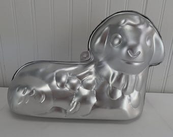 Molde para pastel vintage 3D con forma de cordero acostado, 2 piezas, 2105-2010, para hornear en Pascua, 1995.