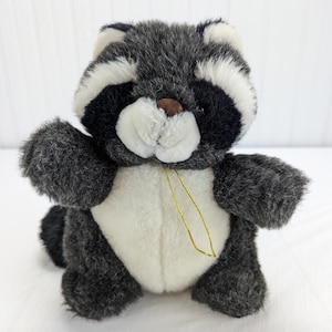 1992 Toys R Us Raccoon Plush 10&quot; Stuffed Animal Geoffrey Vintage