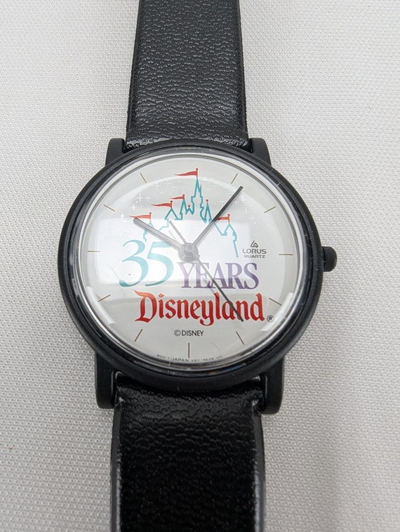 Vintage 35 Years Disneyland Wrist Watch Lorus Quartz Water  display picture 1