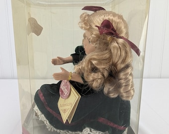 Vintage Porcelain Wind up Musical Doll Kathy Waltz of the Flowers