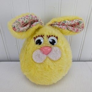 Vintage Animal Farm Musical Yellow Bunny Rabbit Plush Round Stuffed Animal 6&quot;