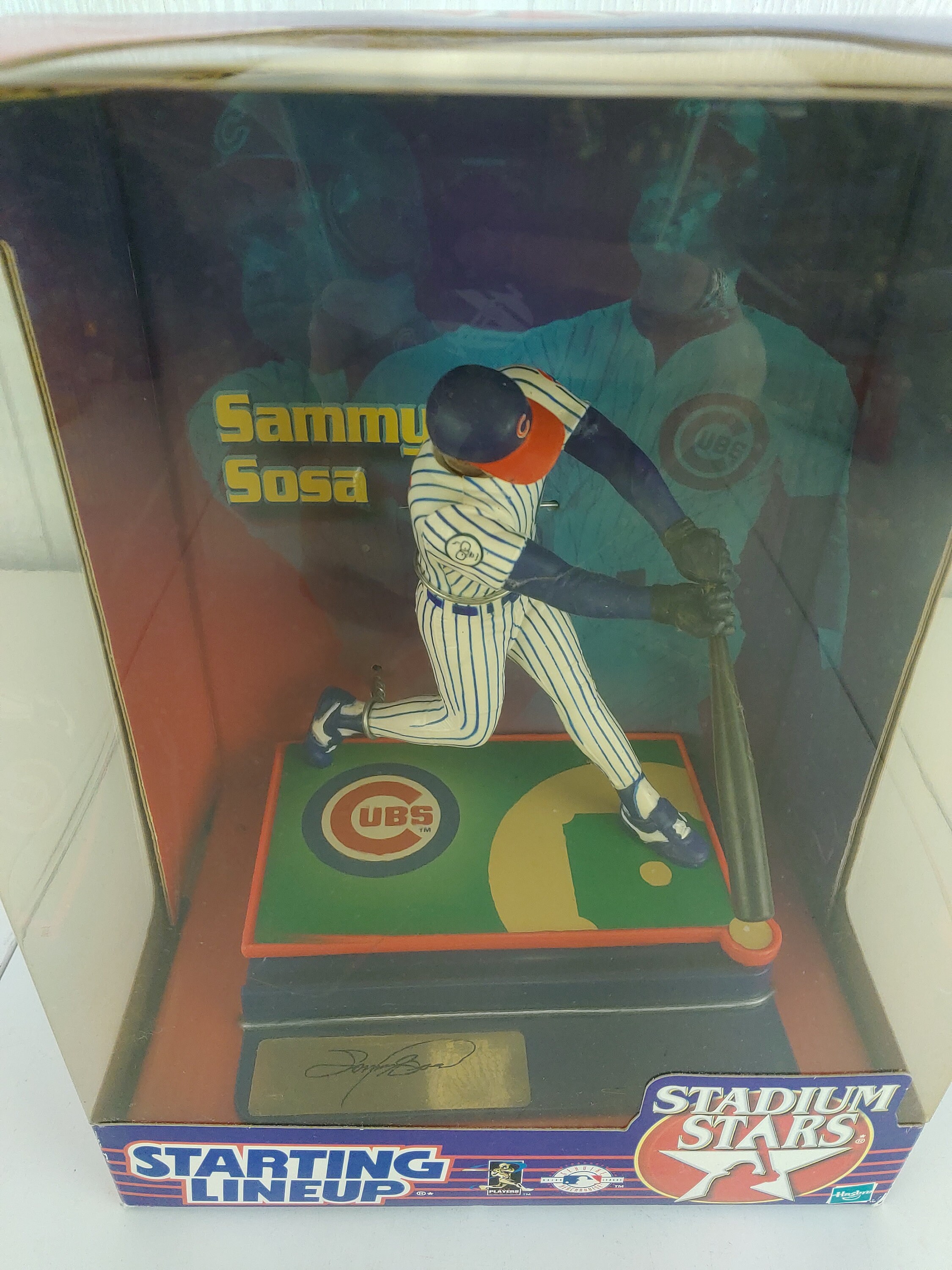 Hasbro Starting Lineup Stadium Stars Sammy Sosa Figurine 1999 