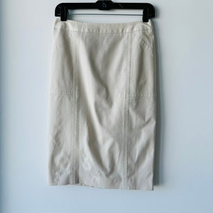 Vintage Body by Victoria Ivory Cream Cotton Pencil Skirt Button Back Size 2 zdjęcie 1