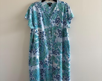 Vestido camisón vintage Miss Elaine azul y verde con estampado paisley y botones, talla M, estilo romántico de resort bohemio.