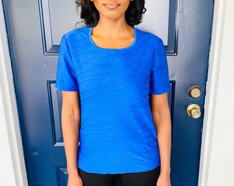 90s Notations Royal Blue Crew Neck Basic Blouse