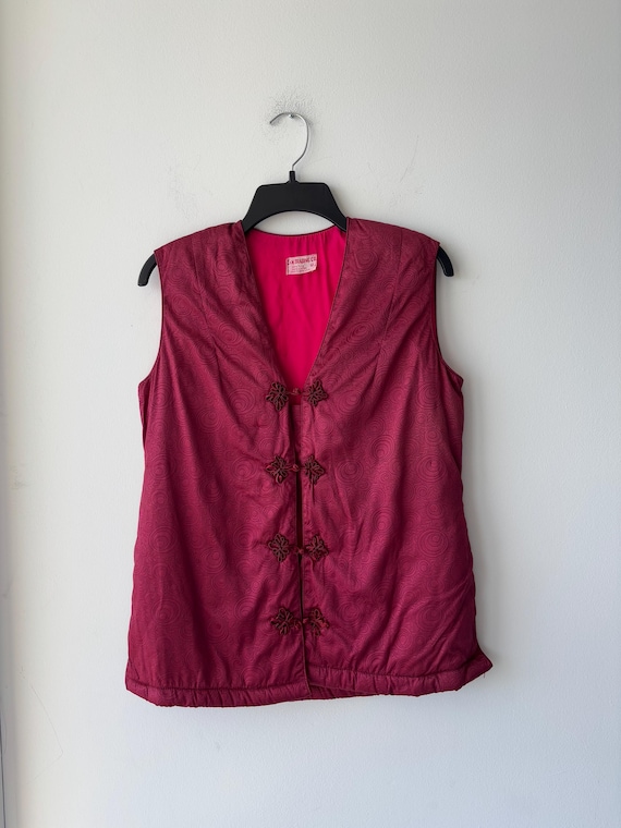 Vintage cropped puffer vest in a pretty pastel blue