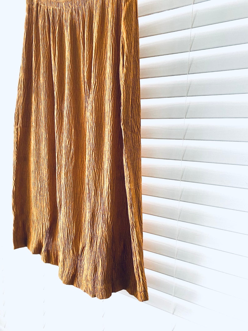 Sport VTG Tan Crinkle Peasant Skirt 80s Vintage Camel Tan Long Skirt 80s A.C