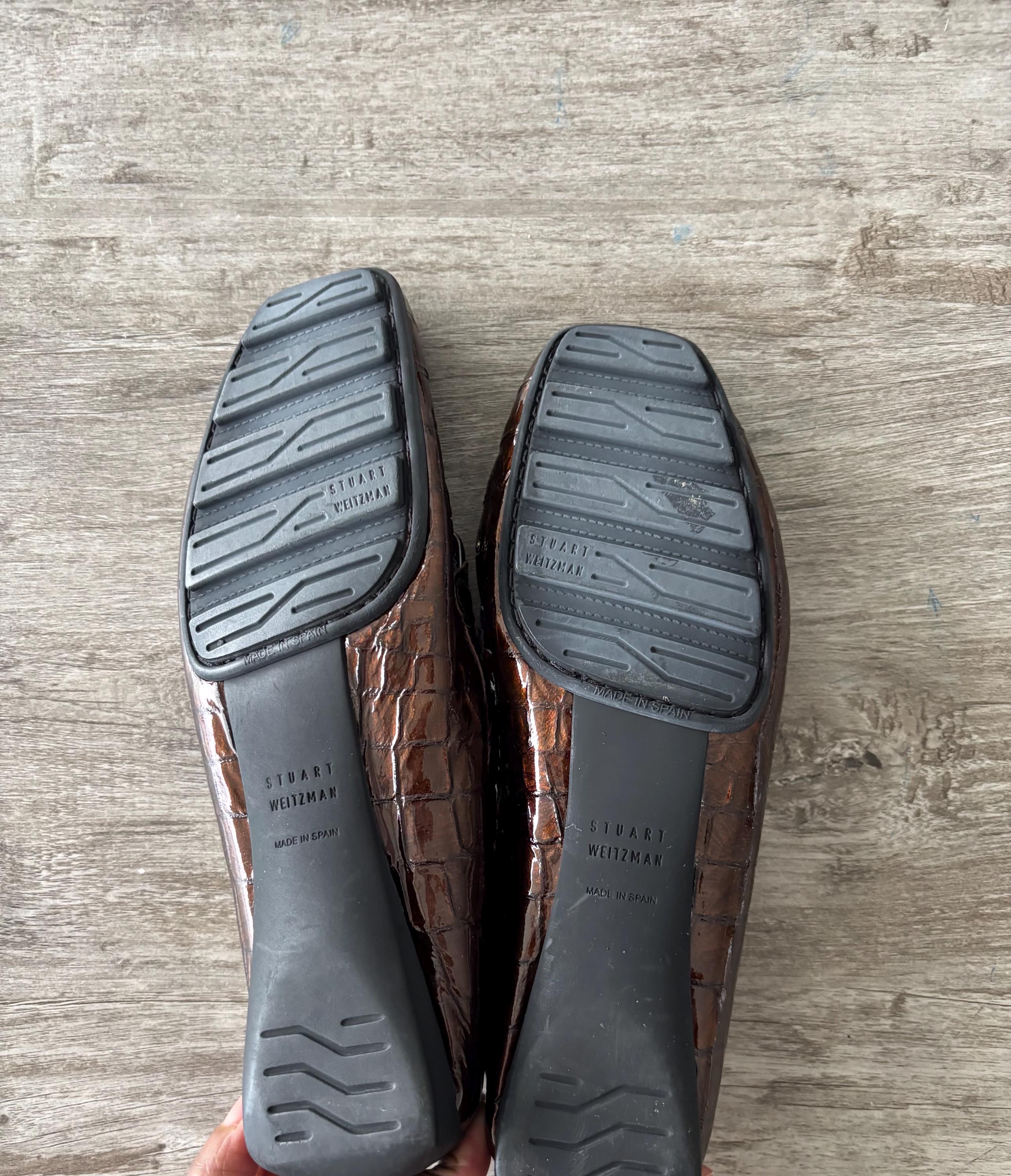 Stuart Weitzman Vintage Dark Brown Metallic Textured Leather Loafers Stuart Weitzman Vintage Tassel Heeled Loafers – Embossed  main image 4