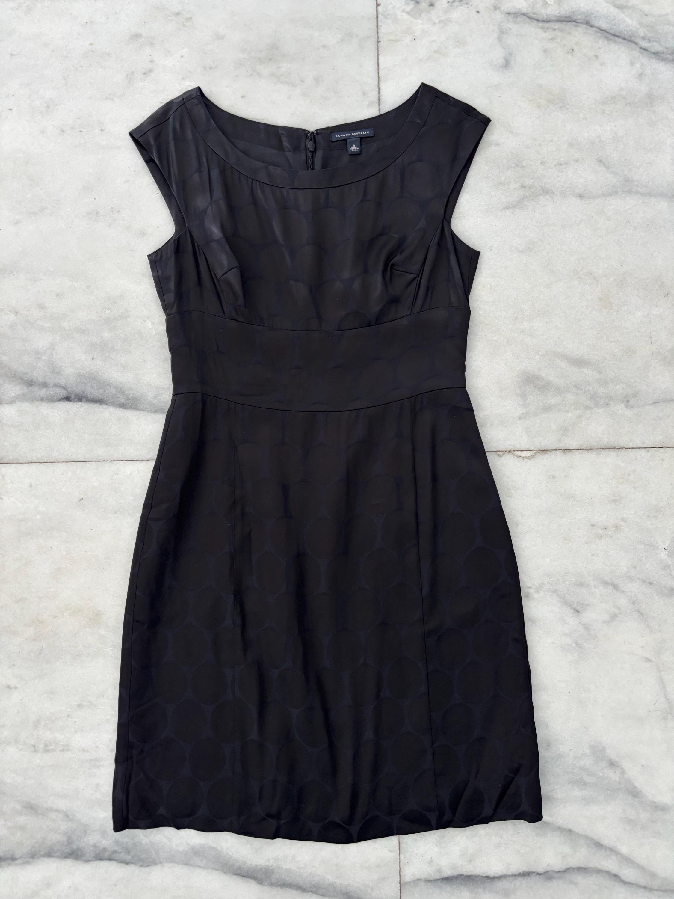 banana republic little black dress Banana Republic Black Chiffon Elastic Waist Mini Fit & Flare A-Line Dr –  Brie main image 1