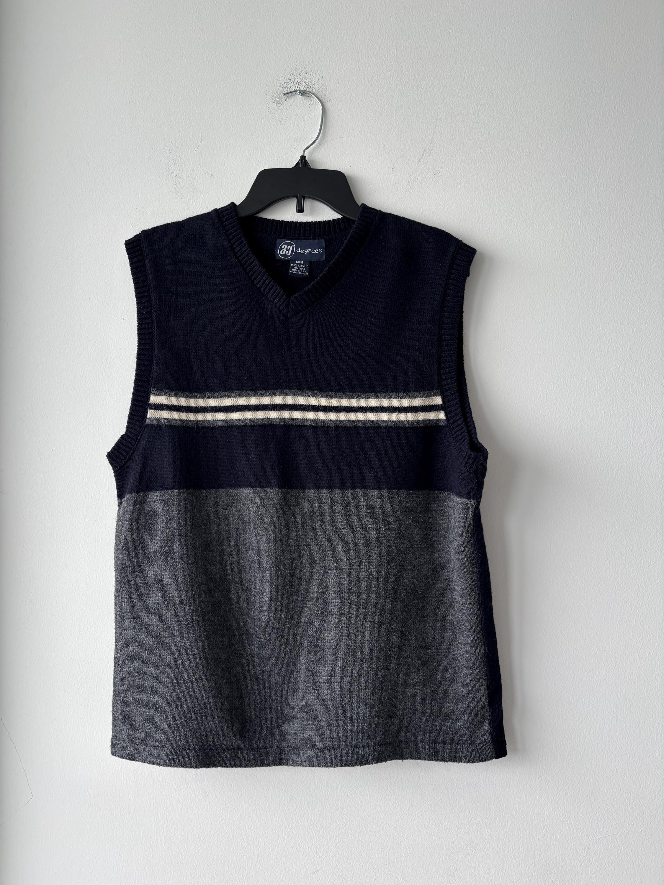 90s VTG 33 Degrees Sweater Vest Gilet Blue Gray Stripe V Neck Mens