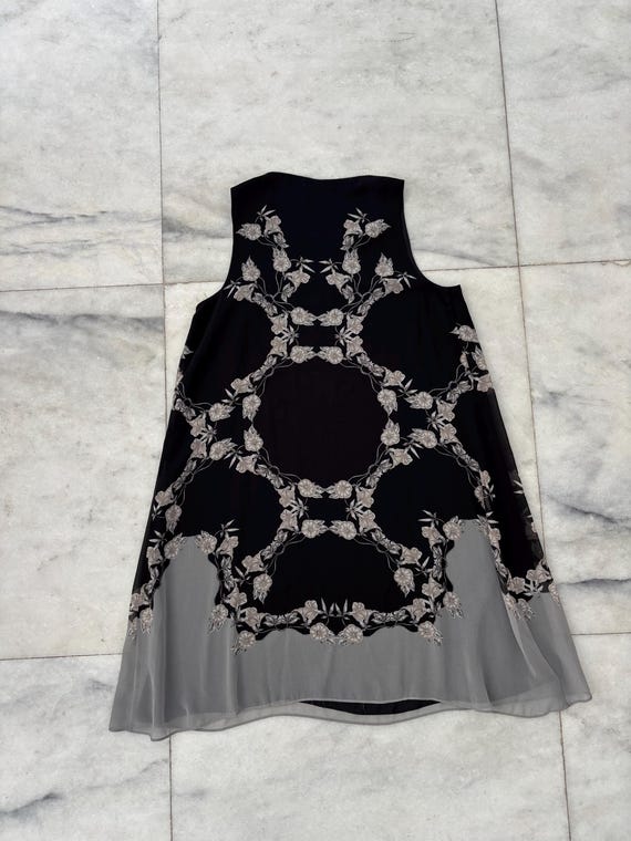 black and gold dresses evening dresses FITTED BLACK & GOLD GLITTER GOWN CDCM358