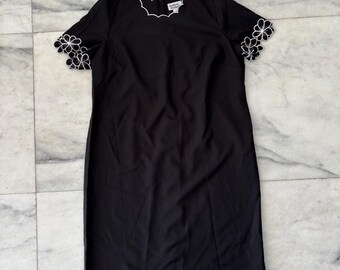 farm rio white embroidered dress VERO MODA Black Embroidered Cotton Dress main image 0