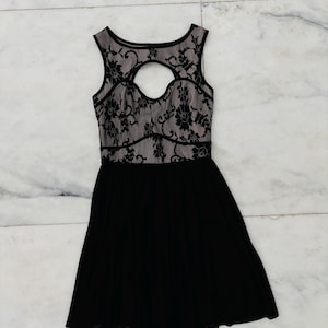 Vestido Y2K Up de Ultra Pink, negro, beige, con encaje y espalda abierta, de nailon, para mujer, talla pequeña, estilo caprichoso, con diseño de hada y grunge.