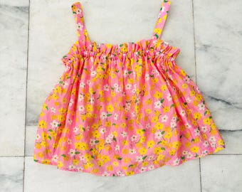 Vintage Rosa Orange Blumen gesmokt Hals ärmellose Babydoll Top Cottage Größe groß