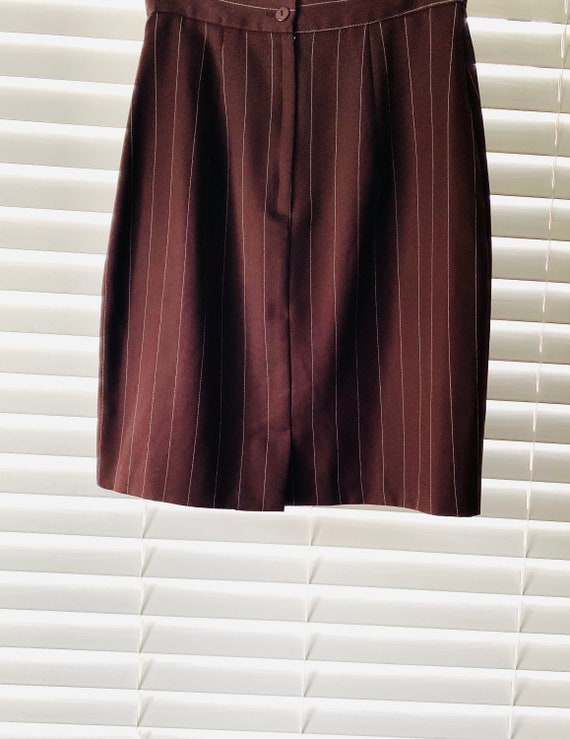 Women’s 90s VTG Brown Pinstripe Pencil Skirt, Vin… - image 4