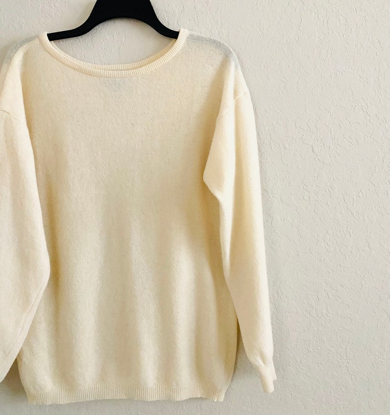 80s Vintage Clifford & Wills Ivory Lambswool Pullover Sweater image 4