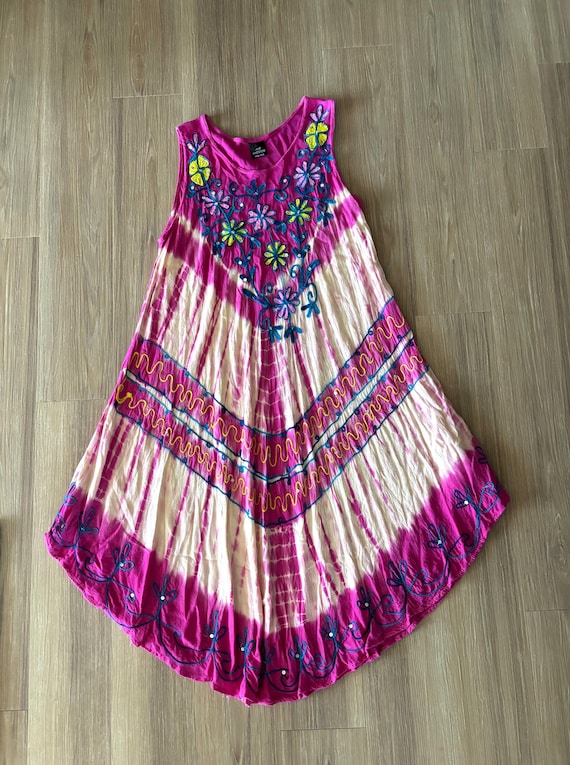 VTG Ace Fashion Dress Pink Tie Dye Floral Embroidered Sequin Boho Hippie Free Size VTG Ace Fashion Dress Pink Tie Dye Floral Embroidered Sequin Boho Hippie Free Size