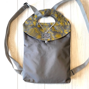 Moyen sac à dos gris convertible / Backpack Purse / Bags for Women / Small Tote Bag / Mini Backpack / Small Backpack / Everyday Bag /herbier