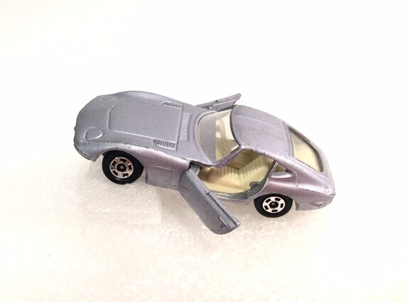 2000 collectible toys