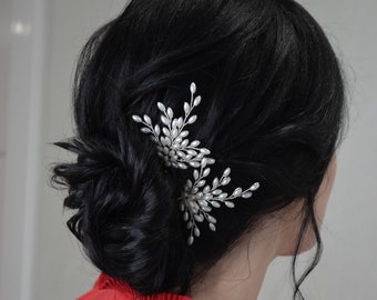 Pearls hair pins, Bridal white pearl hair pins, Wedding headpiece, Pearl hair accessories, Floral design, Silver hair pins