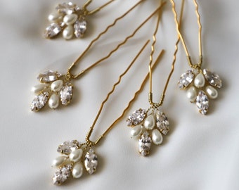 Crystal Pearls hair pins set of 5, Bridal ivory pearl hair pins, Gold Wedding headpiece, Pearl hair accessories, Gold hair pins