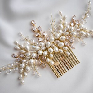 Pearl bridal hair comb, Ivory gold wedding pearl headpiece, Bridal gold crystal headpiece, Pearl hair accessories