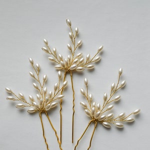 Pearls hair pins set of 3, Bridal ivory hair pins, Wedding headpiece, hair accessories, Floral design, Gold hair pins