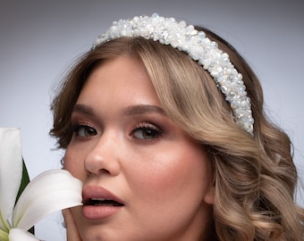 Vintage Radiance Bridal Veil White Fire Opal Crystal Tiara  display picture 1