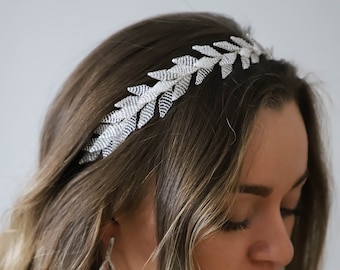 Bridal silver headpiece, Beaded Leaves wedding headband, Floral silver headpiece, Wedding hair crown, Floral design