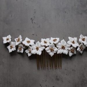White flower hair comb, Wedding floral headpiece, Bridal gold headpiece, Bridesmaids prom hair accessories image 8