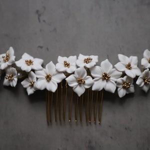 White flower hair comb, Wedding floral headpiece, Bridal gold headpiece, Bridesmaids prom hair accessories image 7