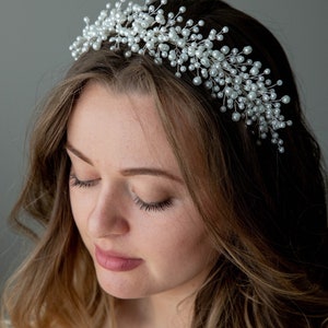 Pearl hair tiara, White pearl silver wedding headband, Bridal pearl headpiece, Wedding hair crown