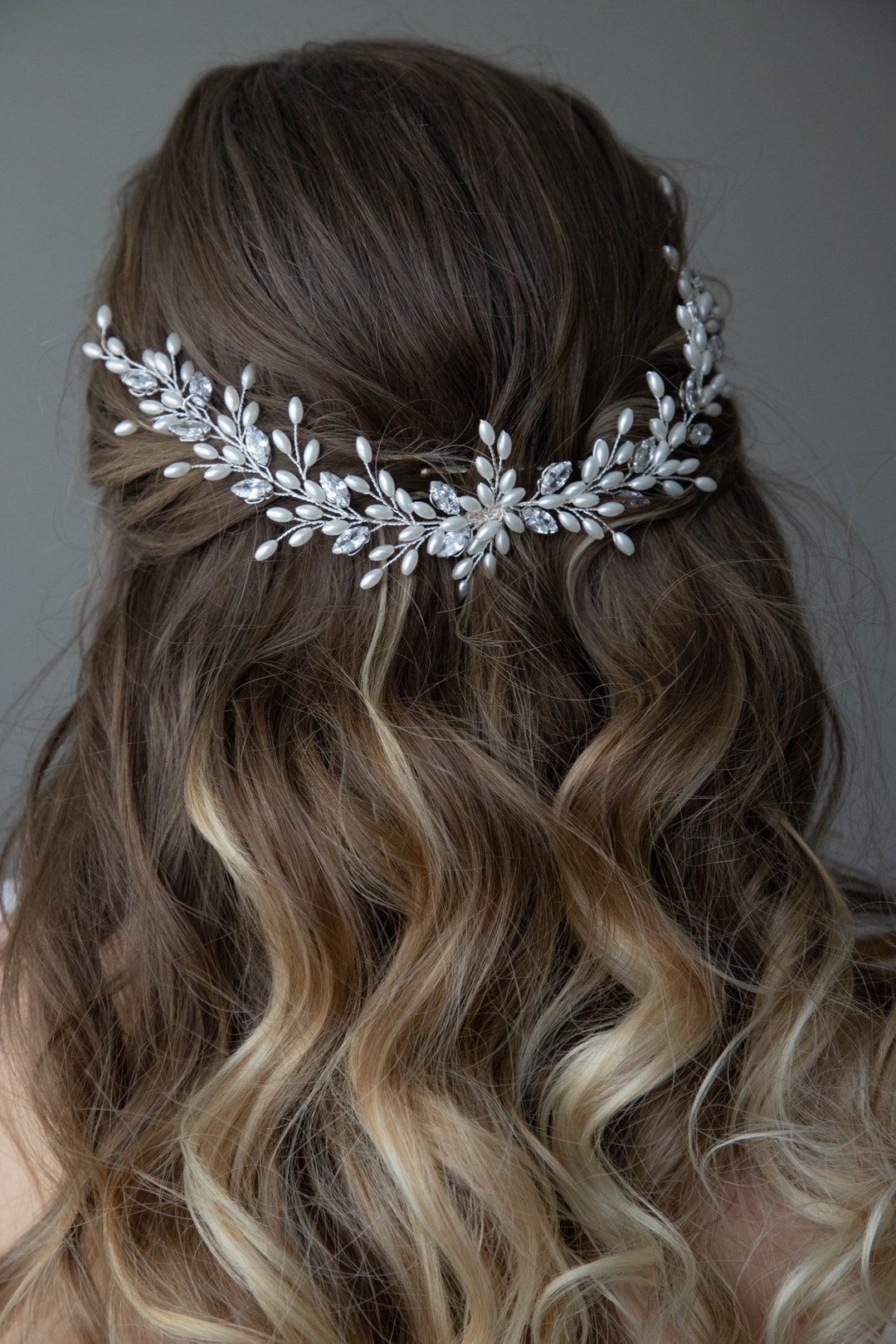 Pearl White Crystal Banquet Headdress Comb