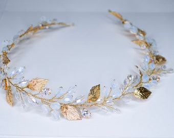 Bridal gold  hair wreath, Wedding opal hair tiara, opal Crystal headpiece, Gold Floral hair accessory, Bridal shower hair jewelry