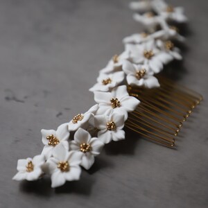 White flower hair comb, Wedding floral headpiece, Bridal gold headpiece, Bridesmaids prom hair accessories image 10