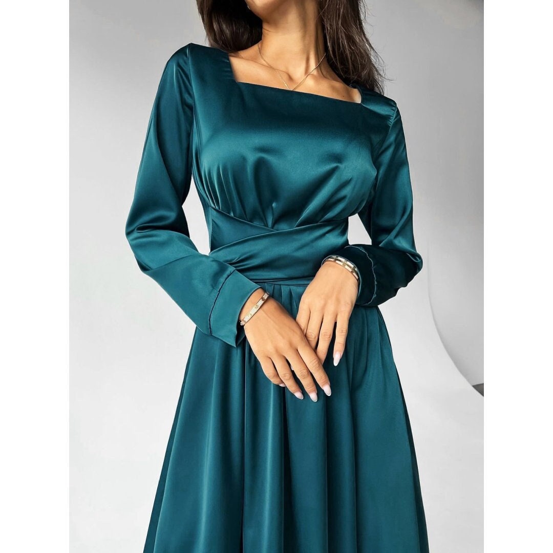 long sleeve fitted maxi dress