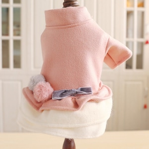 Vestito invernale rosa per cani: tessuto simile alla lana, fiocco in velluto, vestito per le feste (personalizzabile)