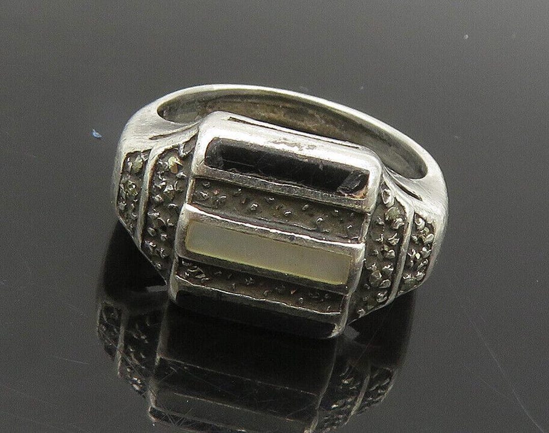 925 Silver Vintage Mother of Pearl & Black Onyx Dome Band
