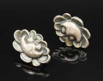 925 Sterling Silver - Vintage Flower Motif Screw Back Earrings - EG11702