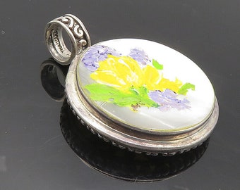 925 Sterling Silver - Vintage Mother Of Pearl Floral Art Round Pendant - PT7698