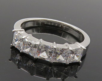 925 Sterling Silver - Sparkling Cubic Zirconia 5 Stone Band Ring Sz 8 - RG15715