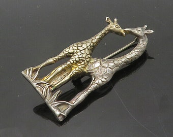 925 Sterling Silver - Vintage Dark Tone Giraffe Couple Love Brooch Pin - BP7601