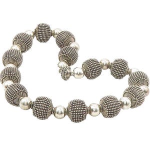 925 Sterling Silver Vintage Large Shiny Bubble Beaded Chain Necklace NE2659